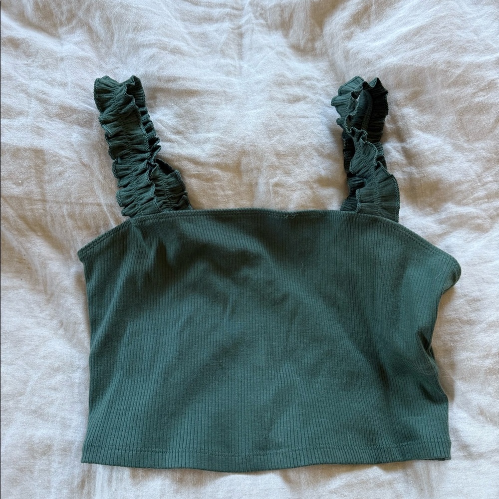 Sunday Best / Aritzia cropped tank